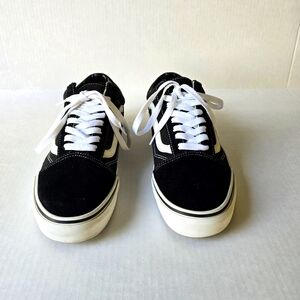 VANS Classic Men's or Women's  Sneakers Men size 8 women's size 9.5